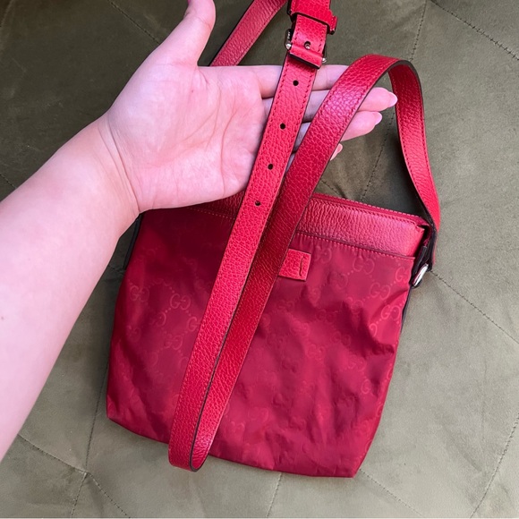 Gucci GG Red Nylon Crossbody Bag Monogram Dollar Calfskin - Picture 3 of 9